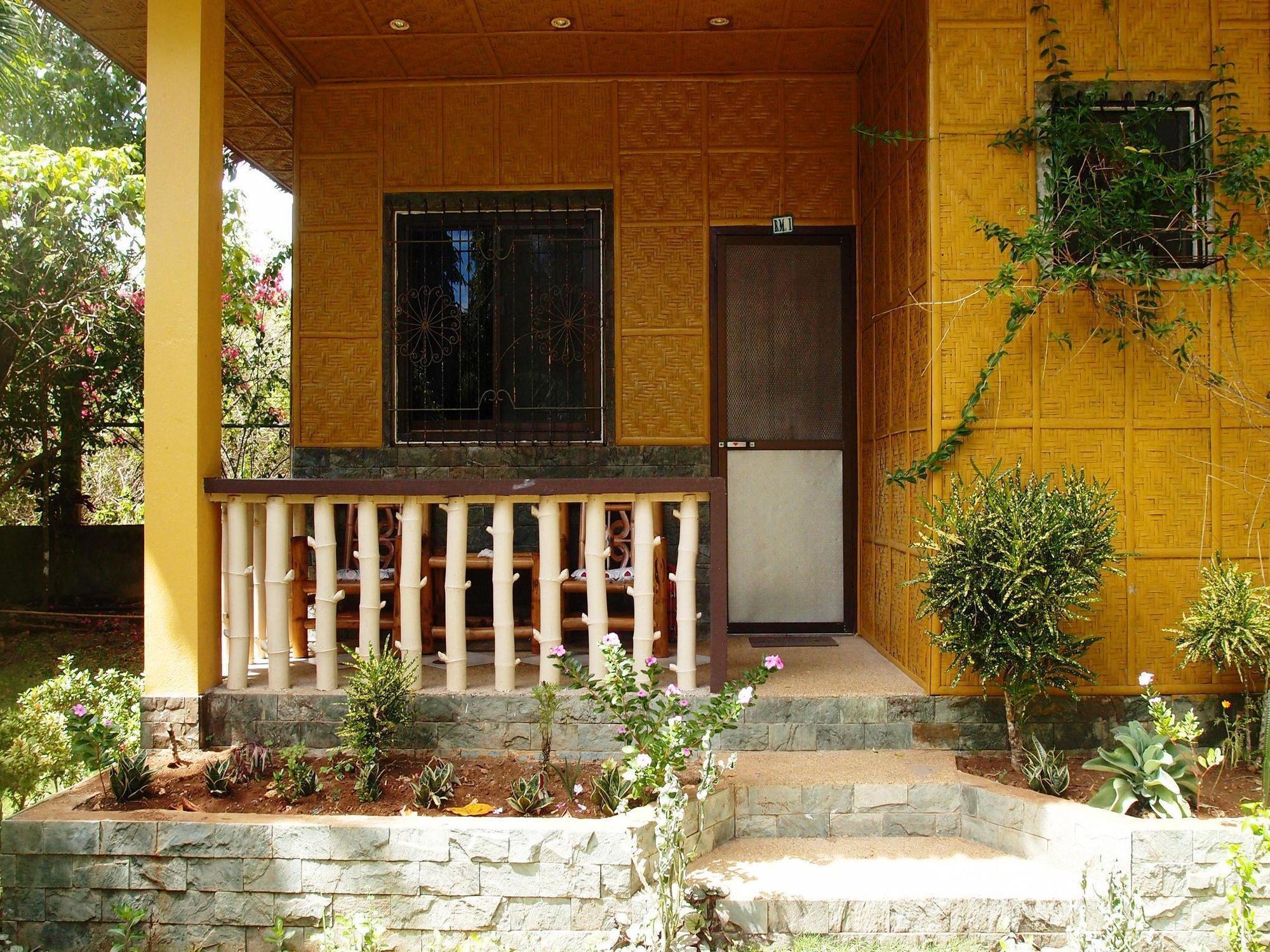 Reddoorz Premium @ Flower Beach Anda Anda  Exterior foto